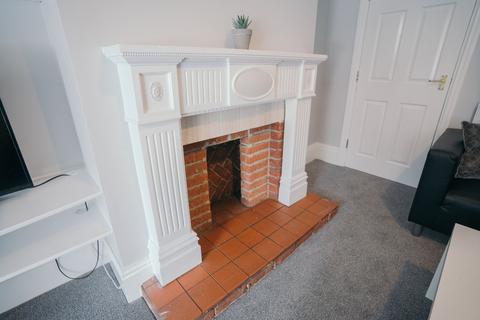 5 bedroom house share to rent, 13 Denham Road, Ecclesall