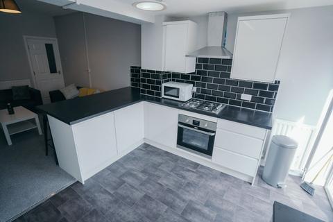 5 bedroom house share to rent, 13 Denham Road, Ecclesall