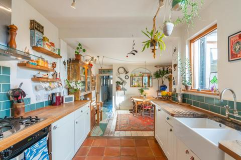 8 Alfred Road, Bristol, BS3 4LE