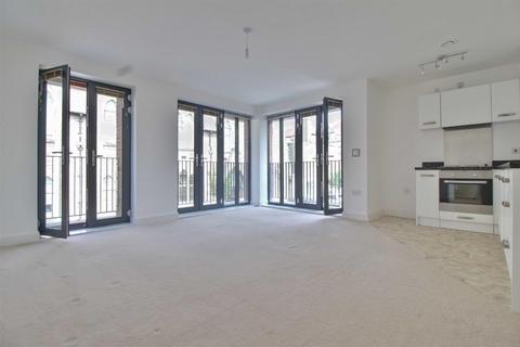 Flat 6, 2 Kiln Close, Gloucester, GL1 1GG