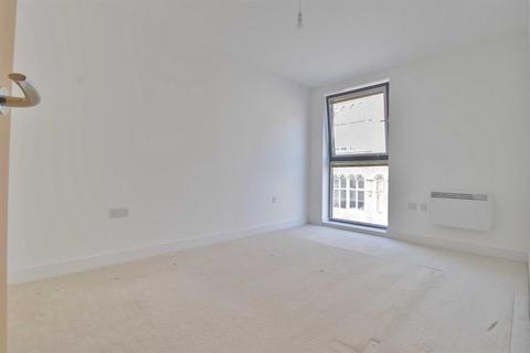 Flat 6, 2 Kiln Close, Gloucester, GL1 1GG