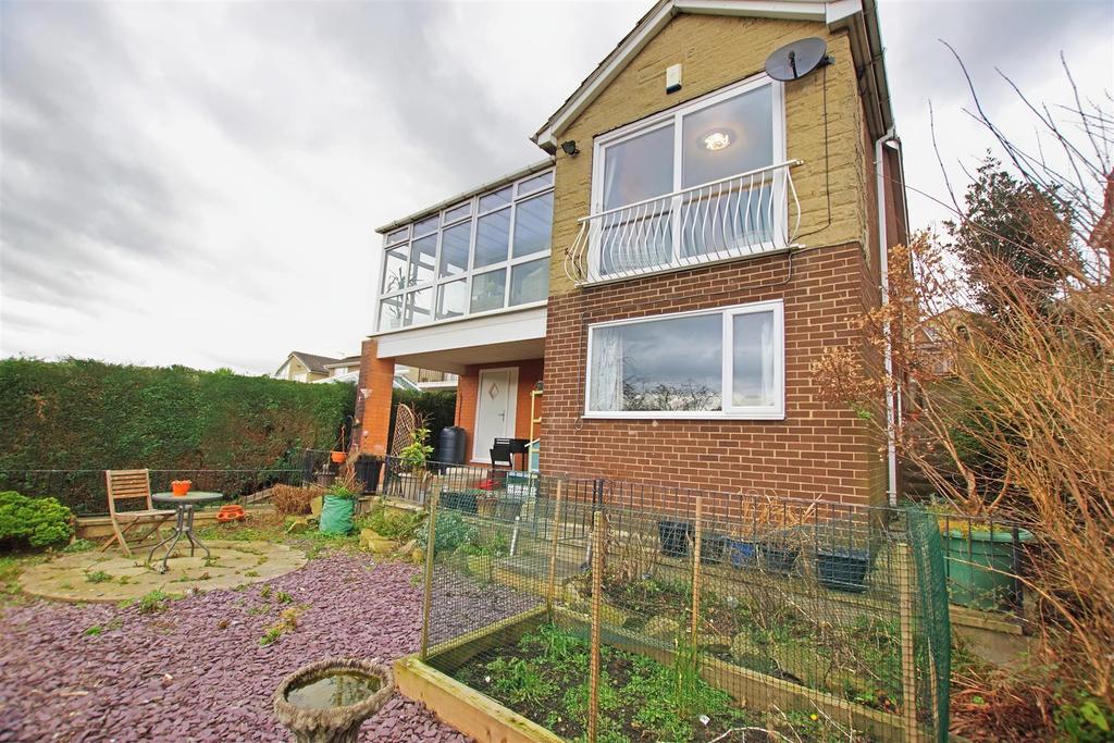 High Meadows, Greetland 5 bed house £325,000
