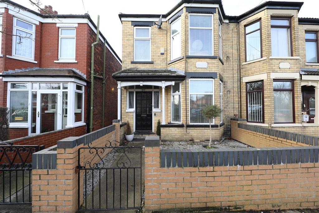 Inglemire Avenue, Hull 3 bed semidetached house £220,000