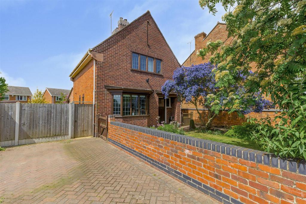 Cleveland Avenue, Draycott 3 bed detached house for sale £395,000
