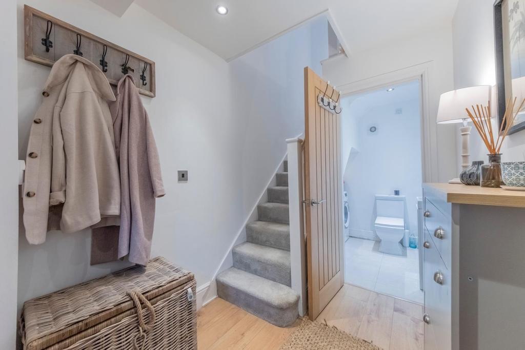 2 Greysfield Mews-010.JPG