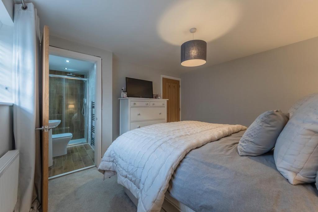 2 Greysfield Mews-014.JPG