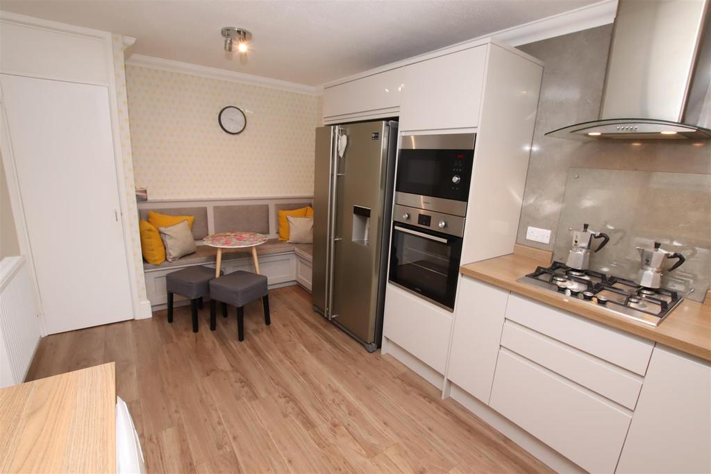 Kitchen B.JPG
