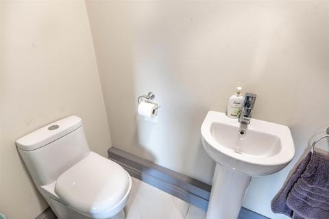 12 Aisby Drive, Rossington, Doncaster, DN11 0YY