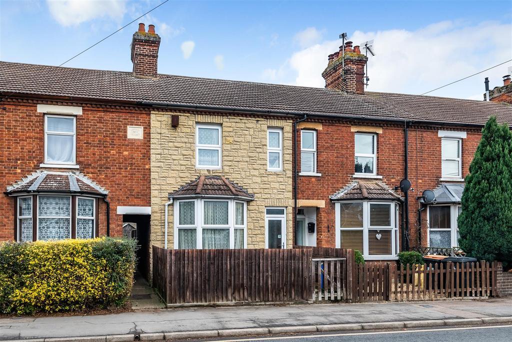 High Street, Clapham, Bedford 2 bed terraced house £220,000