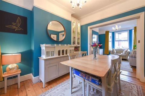 62 Broadway, Northampton, NN1 4SQ