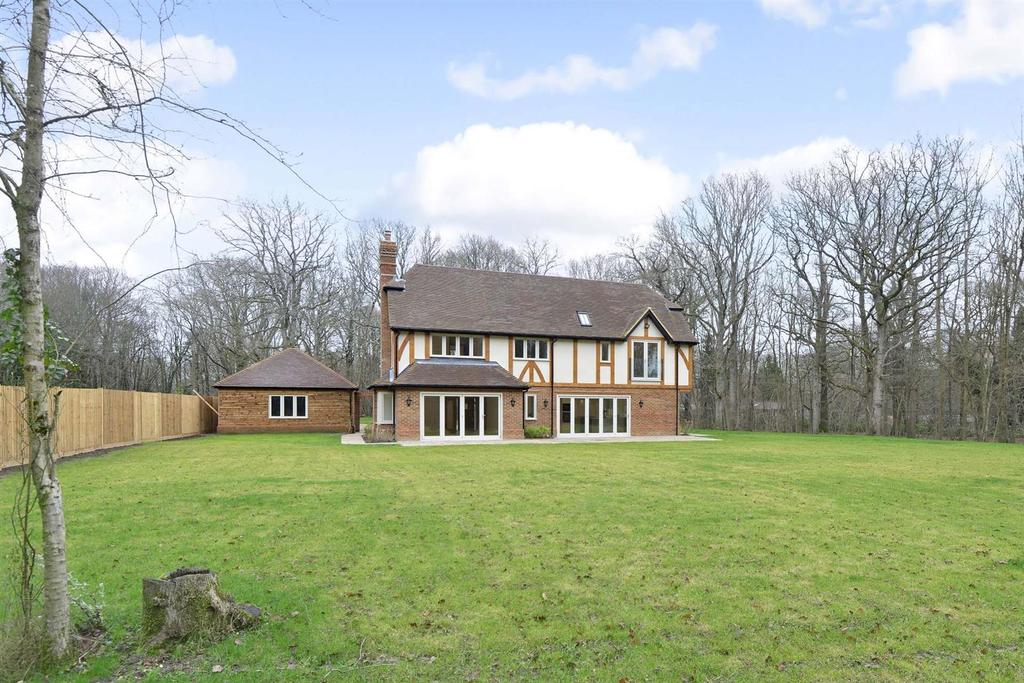 Knightons Lane, Dunsfold, Godalming 4 bed detached house £2,500,000