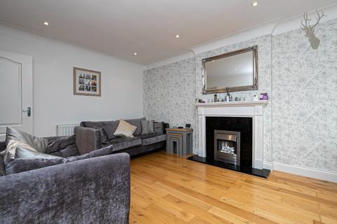 51 Coopers Hill, Ongar, CM5 9EF