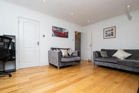 51 Coopers Hill, Ongar, CM5 9EF