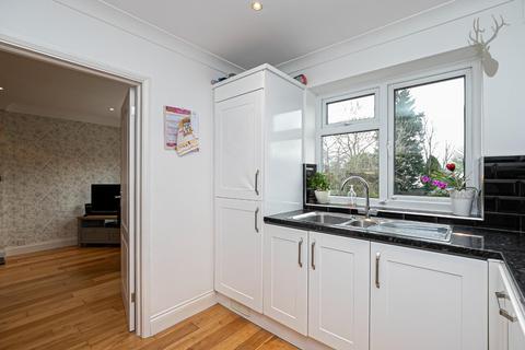 51 Coopers Hill, Ongar, CM5 9EF