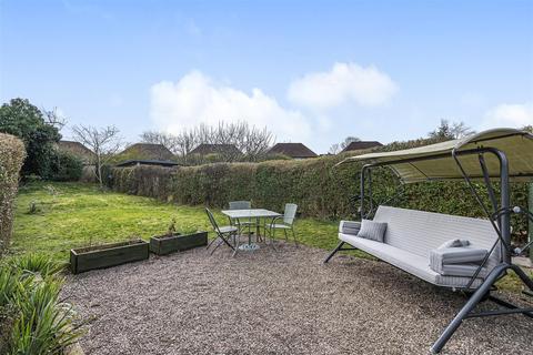 13 Pentreath Avenue, Guildford, GU2 7TA