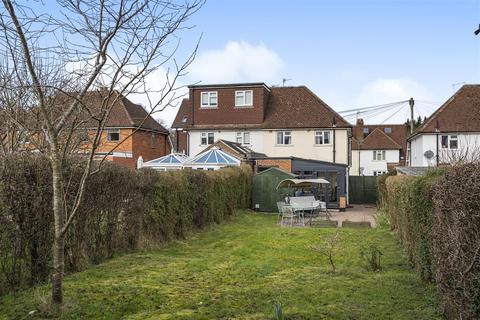 13 Pentreath Avenue, Guildford, GU2 7TA