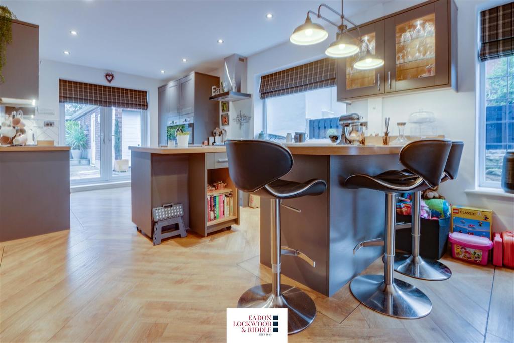 Kitchen Diner Sitting Room 1.jpg