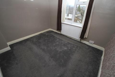 8 Brae Avenue, Bradford, BD2 4AY