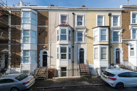 3b Arklow Square, Ramsgate, CT11 8PS