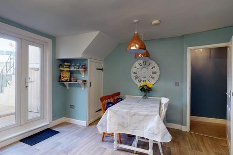 3b Arklow Square, Ramsgate, CT11 8PS