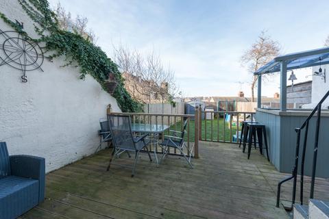 3b Arklow Square, Ramsgate, CT11 8PS