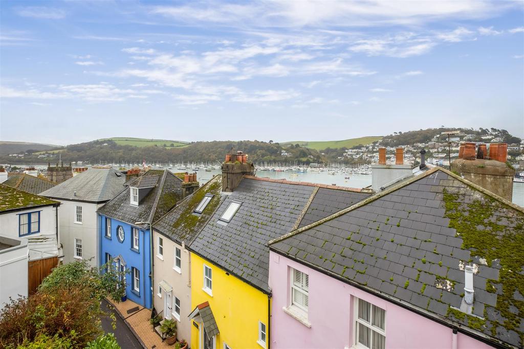 A 15 - 22 Above Town Dartmouth - 201021.jpg