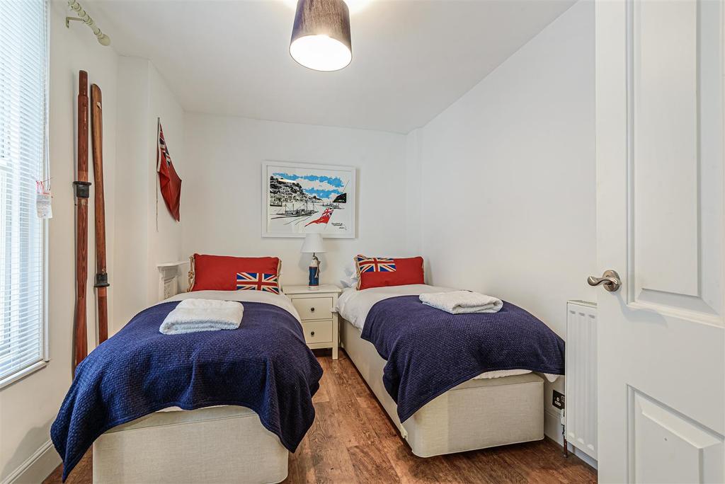 Bedroom (2).jpg