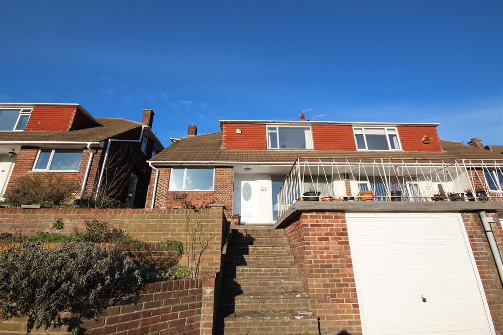 Bankside, Brighton 4 bed semidetached house £1,850 pcm (£427 pw)