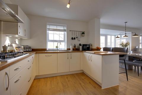 2 Petfield Drive, Anlaby, Hull, HU10 7ET