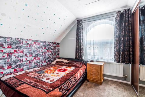 29 Torrington Place, London, E1W 2UY