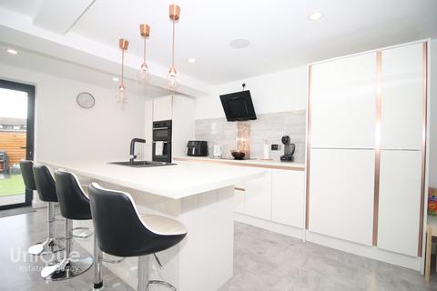 432 Ashfield Road, Thornton-cleveleys, FY5 3JA