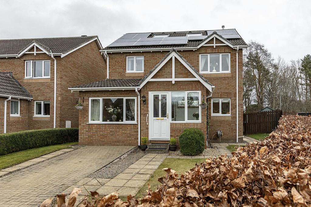 12 Tweedbank Avenue, Tweedbank TD1 3SP 4 bed detached house £285,000