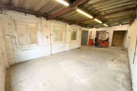 184 Uxbridge Road, Hanwell, London, W7 3TB