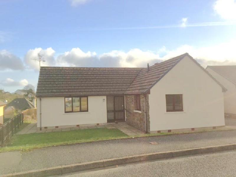 Oakfield Drive, Kilgetty, Pembrokeshire. 2 bed detached house £249,999