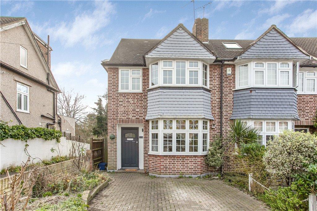 Lincoln Avenue, Twickenham, TW2 5 bed end of terrace house £800,000