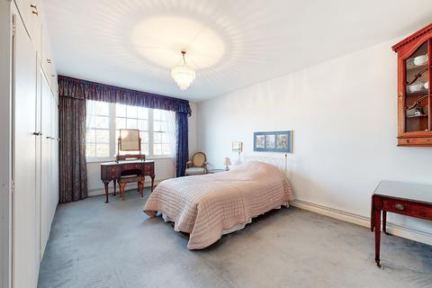 Flat H, 13 Compton Road, London, N1 2PA