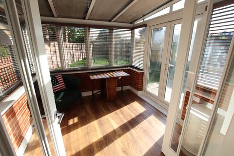 98 King Alfred Avenue, London, SE6 3HF