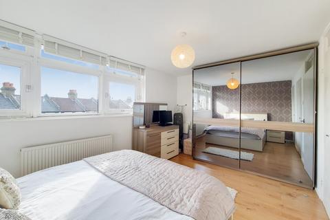 Flat 1, 19 Grasmere Road, London, SE25 4RF