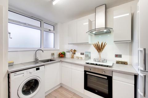 Flat 1, 19 Grasmere Road, London, SE25 4RF