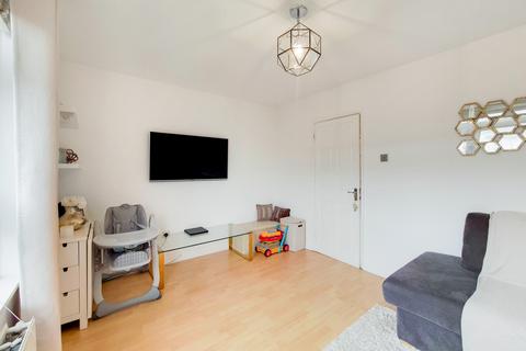 Flat 1, 19 Grasmere Road, London, SE25 4RF