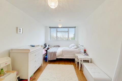 Flat 1, 19 Grasmere Road, London, SE25 4RF