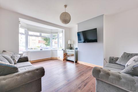 77 Thorpedene Gardens, Shoeburyness, Southend-on-sea, SS3 9JE