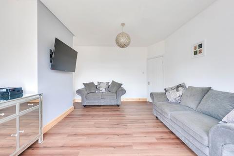 77 Thorpedene Gardens, Shoeburyness, Southend-on-sea, SS3 9JE