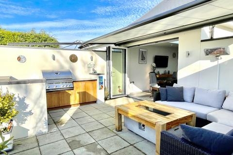 31 Addison Square, Ringwood, BH24 1NY