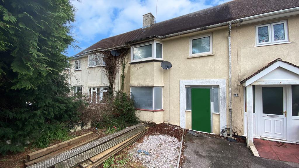 Tamar Avenue Torquay 3 bed terraced house £210,000