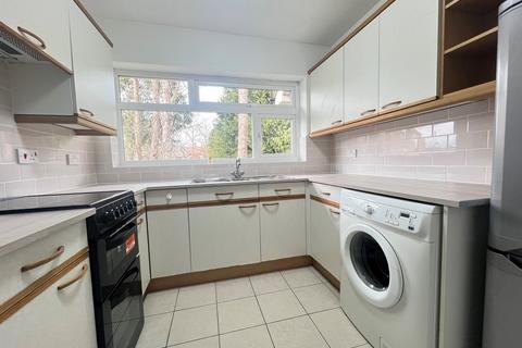 2 bedroom maisonette to rent, Elm Hatch, Pinner HA5