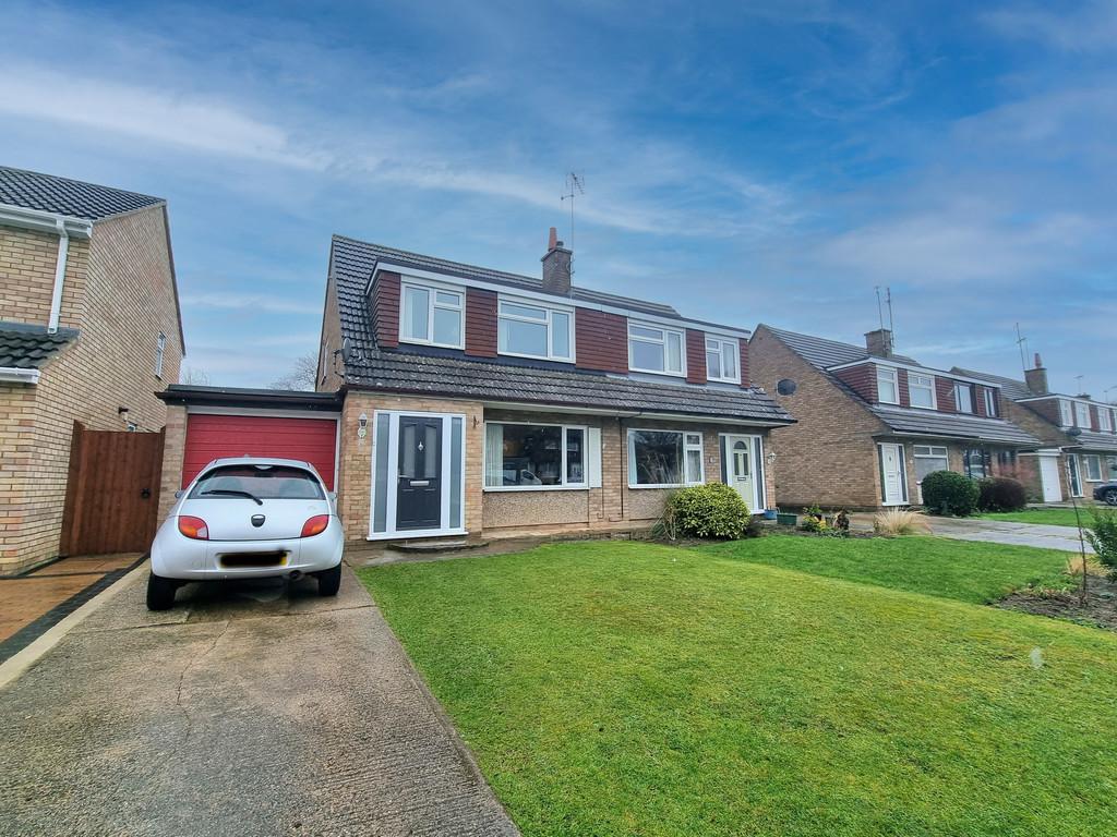 Elmhurst Close, Haverhill 3 bed semidetached house £290,000