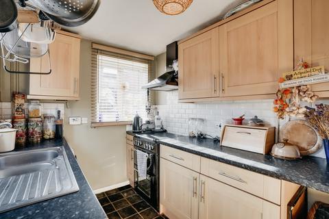 76 Hillcrest, Bar Hill, Cambridge, CB23 8TQ