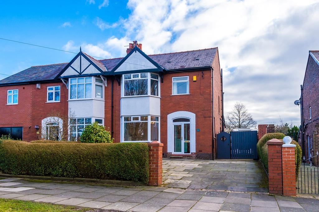Liverpool Road, Pewfall, St Helens, WA11 4 bed semidetached house for
