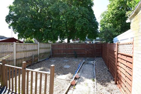 10 Bennet Close, Basingstoke, RG21 5JR